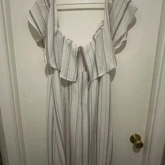 ☀️🏖️Haute Monde off the‎ shoulder dress - Picture 2 of 4